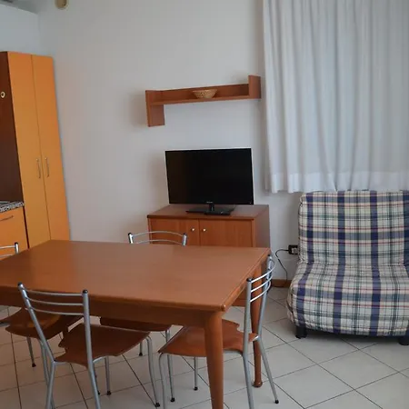 Apartment Alpina *